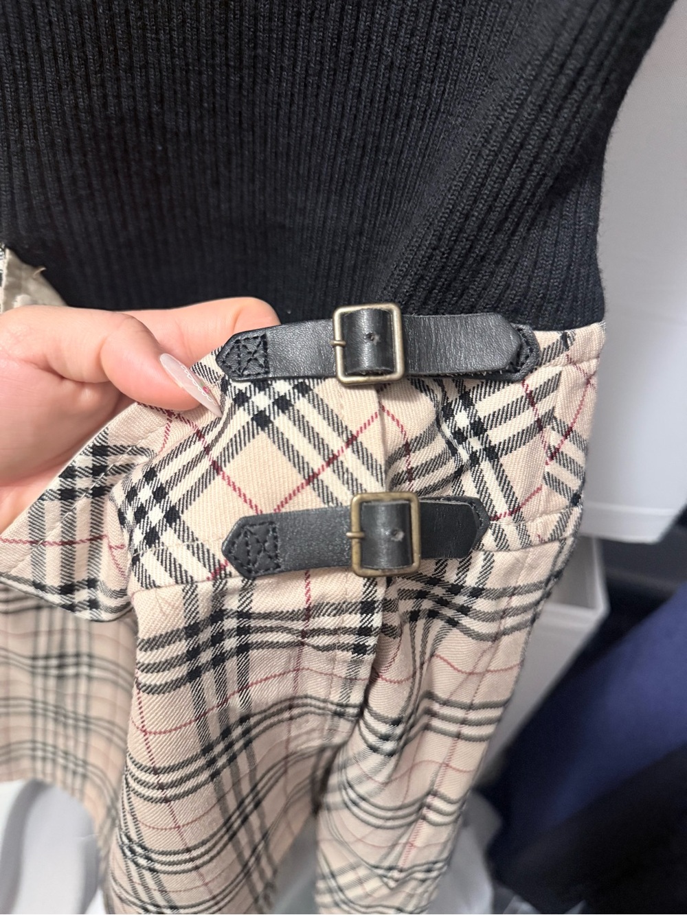 Burberry turtle neck checked dress - Picture 2 of 7